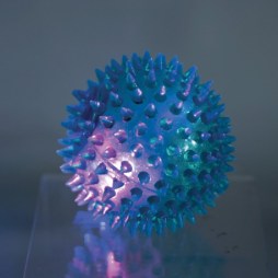 balle-lumineuse-a-picots-