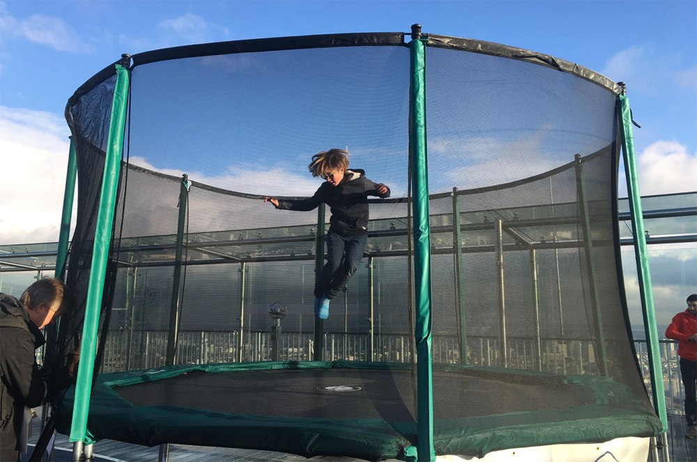 Trampoline montparnasse